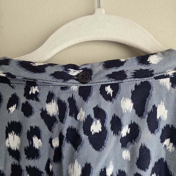 Stylish Blue Leopard Button Down Shirt - Picture 8 of 9